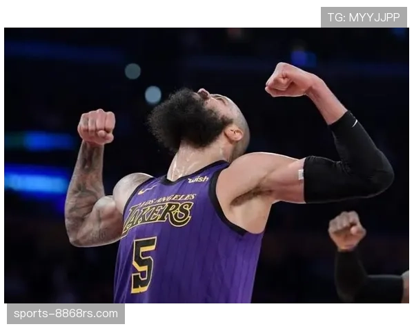 泰森·钱德勒内线防守砍下高效篮板对比联盟顶尖中锋明显优势