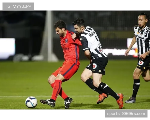 AC米兰复兴遇阻：表面强势难掩瓶颈，争四形势面临考验